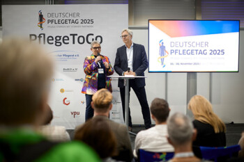 PflegeToGo Bühne